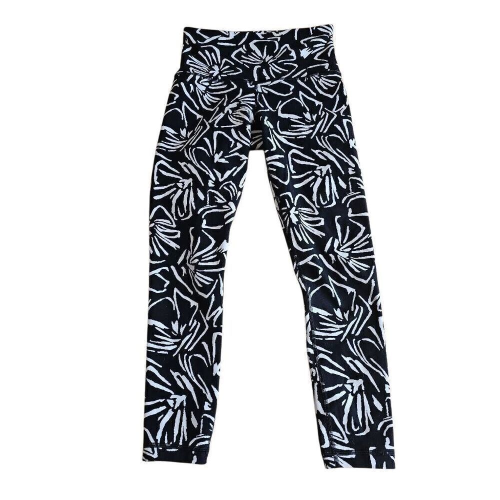 Athleta womens elation 7/8 tight leggings black white abstract fit XS
